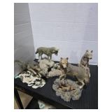 Hamilton wolf Figures