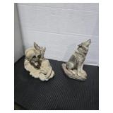 Living Stone Wolf Figures