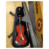 Student violin. 1/8 child-size. Looks in new