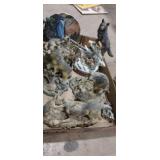 Wolf sculpture assortment Hamilton collection