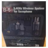 New and sealed 2.4ghz wireless system for