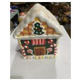 World Bazaar Inc. ceramic Christmas gingerbread