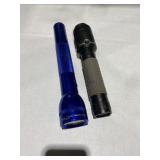 2 flashlights a MAG-LITE and a LED adjustable