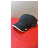 Nike Adult unisex black Nike hats golf hat (new)