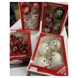 Four packs of decorative glass Christmas ornament