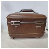 American tourist train case