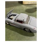 Jada Toys 1:24 scale die-cast model of a 1957