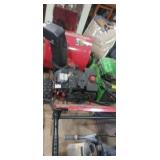 Medium yard machine 10/24 snow blower