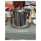 Better Homes 16-quart stainless steel stock pot