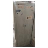 Metal 5 shelf NAPA storage cabinet