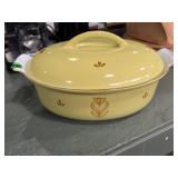 Vintage DRU Holland enameled cast iron Dutch oven