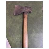 Hewing hatchet