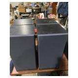 4 JBL G300 speakers