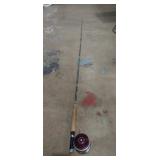 South bend 3131 8ï¿½ft fly fishing rod with south