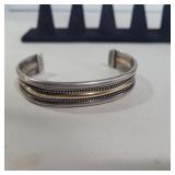 1/20 12k gold filled bangle 1oz tw