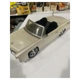 vintage Bratz FM Cruiser convertible car.