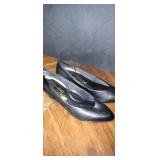 ASHLEY TAYLOR FLEX NEW SHOES size 6 1/2 w