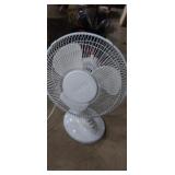 Cool breeze desk fan