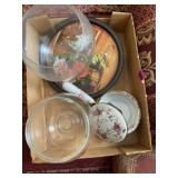 Vintage Porcelain Butler With Gold Foil And