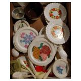 Children's plastic dishes