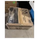 Bayou Classic 8.5-Quart Cast Iron Pot with Lid