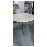 42in laminate round top metal base table
