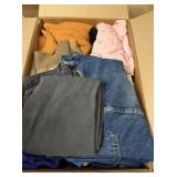 Box Lot of Vintage Womenï¿½s Clothing & Textiles