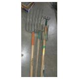 Pitch forks,  garden cultivators