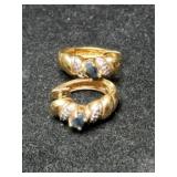 Silver goldtone hoop earrings green/ clear Stone