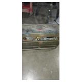 Park model 8686 metal tool box with contents