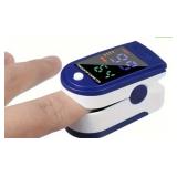 PULSE OXIMETER New In Box LED Batteries Included