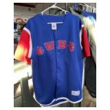 Chicago Cubs button up jersey size LG