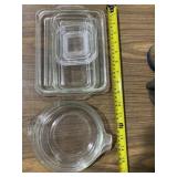 Various Pyrex lids and fridges lids