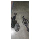 Hand crank wheel grinder, and hand drill