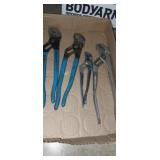 Channel lock adjustable pliers