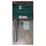 Swench model 625 manual impact wrench with case