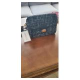Womens cute tweed style vegan made handbag. NWT.