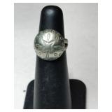 Silver Stone ring    size 3       .120oz