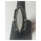 Silver native American mother of pearl ring size