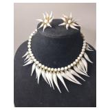 White Samoan Ula Nifo w/ white pointed pendant