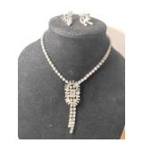 Silvertone clear rhinestone necklace with
