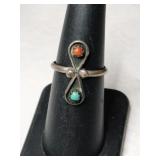 Silver Navajo turquoise Ring size 6.    .065oz