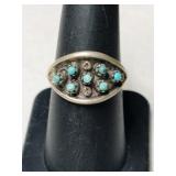 Silver zuni turquoise Ring size 7.    .155oz