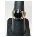 Silver black onyx Stone ring. Marked 925 Size