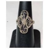 Silver  ring    size 6     .080 oz