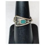 Silver Navajo turquoise bear claw  ring    size