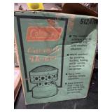 Like new 1976 Coleman catalytic heater 8-76 in