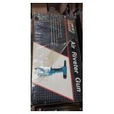 Ludell Pneumatic air riveter gun