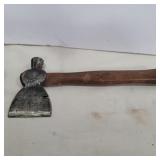 Philadelphia tool Co. Carpenters hatchet/hammer