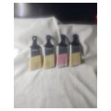 4 Wooster PaintBrushes With Angle